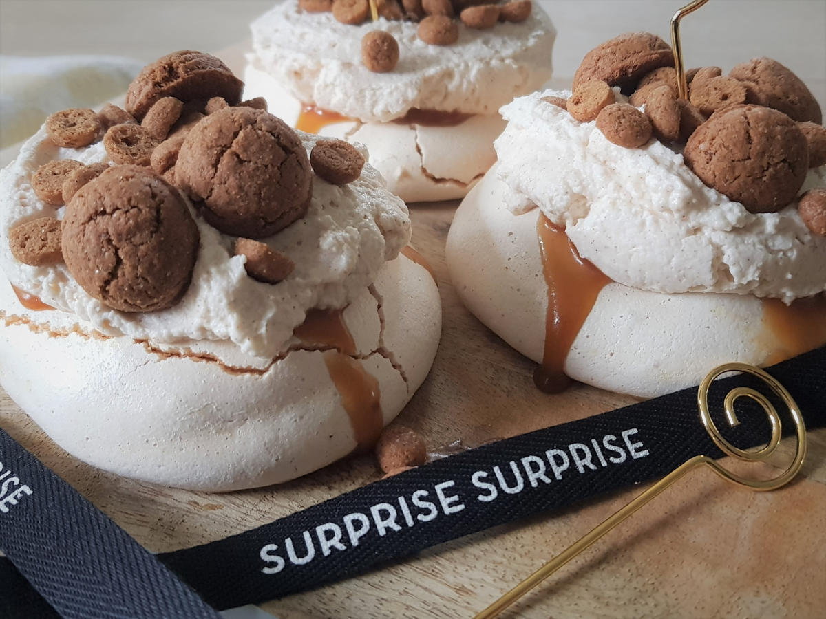 pepernoten merengues 2 super lekkere pepernoten meringues, perfect voor een heerlijk avondje