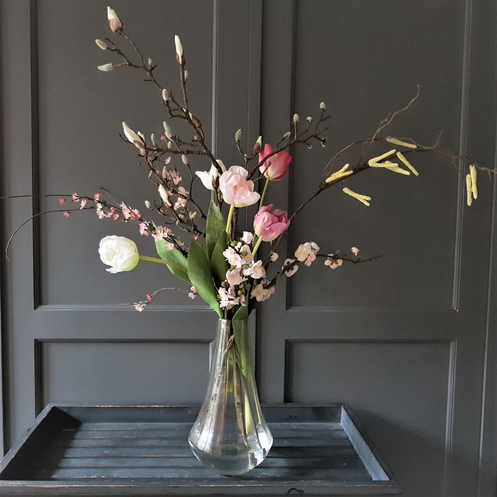 Verwonderlijk Voorjaarsboeket van kunstbloemen, hiermee haal je de lente in huis! EQ-93