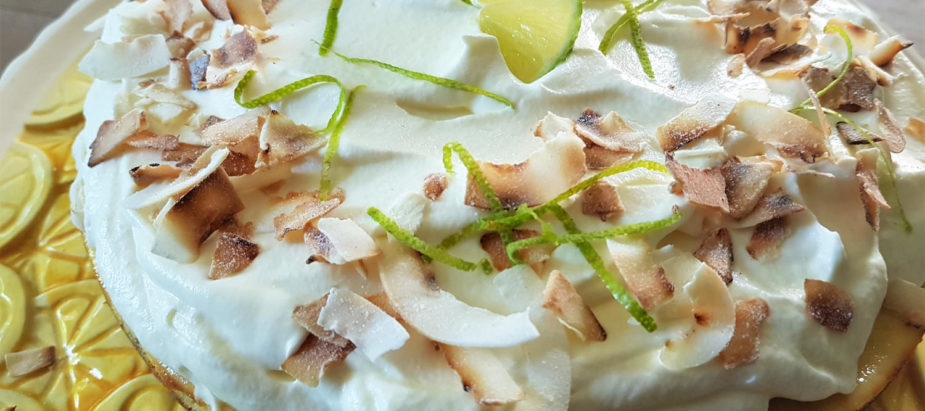 heerlijke zomerfrisse taart met limoen en kokosroom