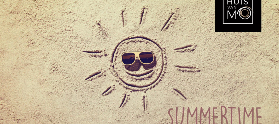 Zomer strand met zonnetje dit seizoen zomer